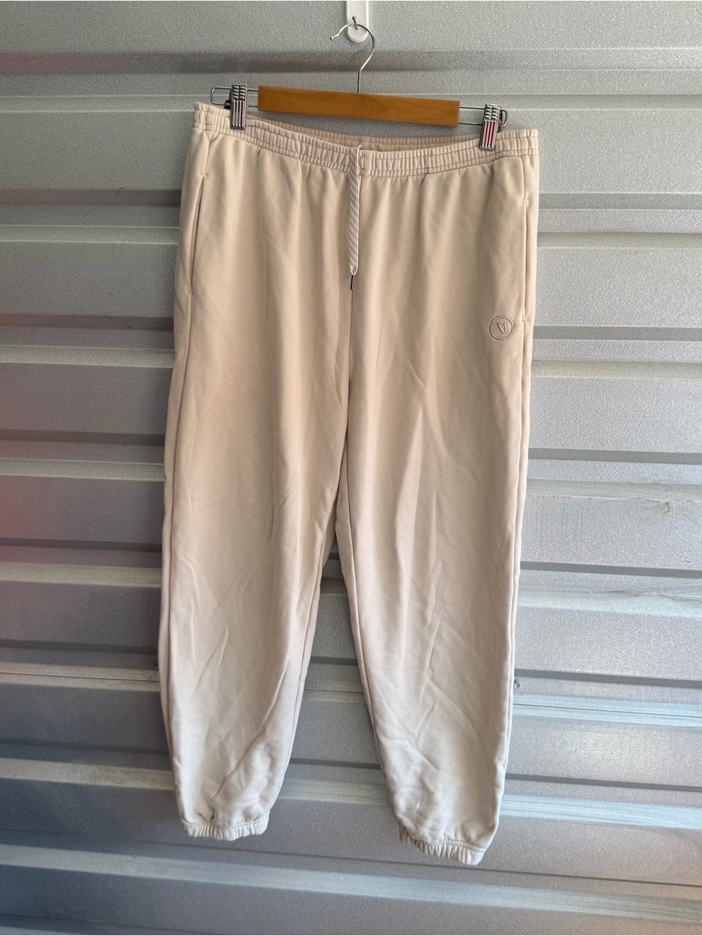 Vuori Sedona Sweatpant in bone